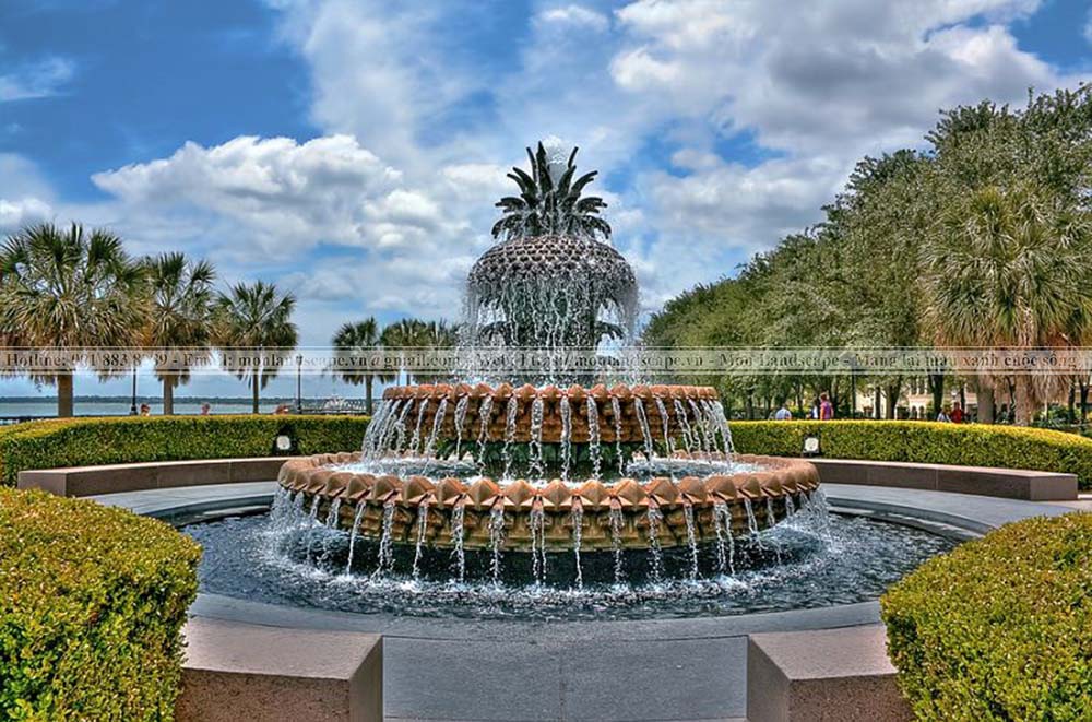 Công trình kết hợp đài phun nước và hồ cá